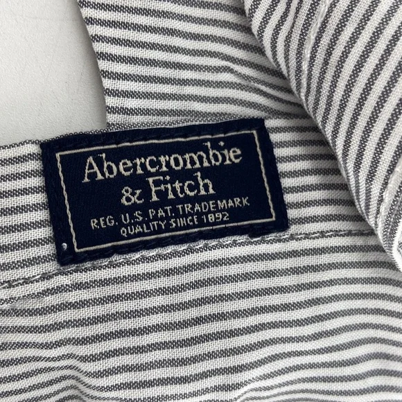 Abercrombie & Fitch Women's White Gray Striped Long Sleeve Button-Up Shirt Sz S - Picture 4 of 8